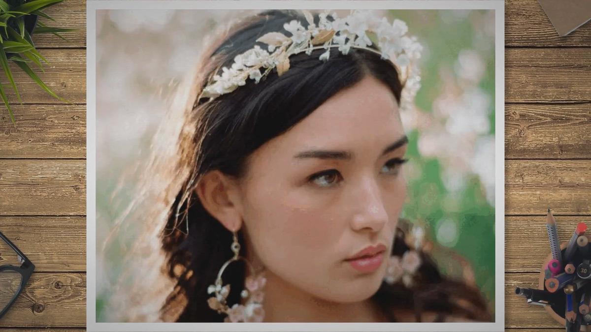 'Video thumbnail for 10 Stunning Hair Wedding Accessories for the Modern Bride'