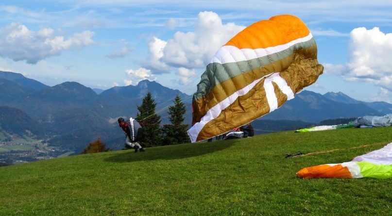 Paragliding In Manali