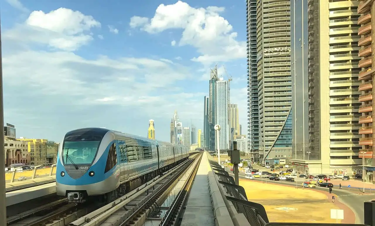 Dubai Airport to Metro Station Distance
